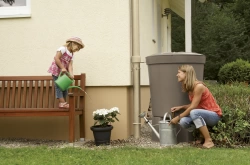 Récupérateur d'eau aérien GARANTIA cylindrique taupe , 300 l