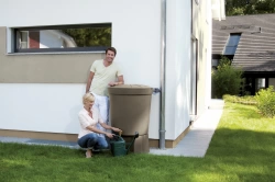Récupérateur d'eau aérien GARANTIA cylindrique taupe , 300 l