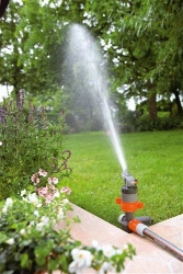 Turbine d'arrosage de jardin du pic