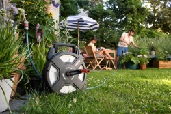 Dévidoir portable pour balcons et terrasses