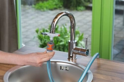 Adaptateur de robinet d'intérieur - filetages mâle (M22 x 1) ou femelle (M24 x 1)