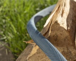Kit tuyau Liano™Xtreme 15m, Ø 13mm + pièces GARDENA System - ultra résistant