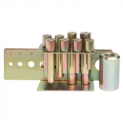 Kit de 8 poinçons avec plaque de fixation